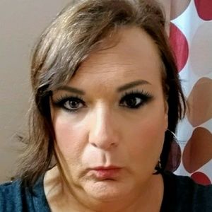 Meet your Posher, Gena